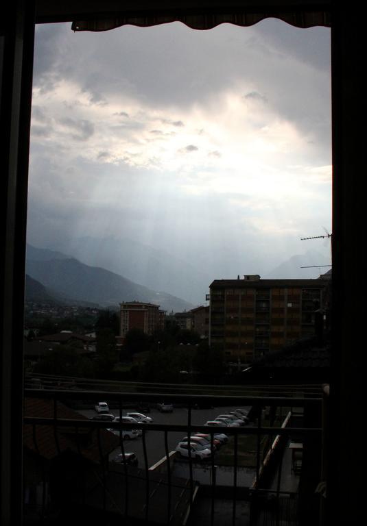 Arc En Ciel Lejlighed Aosta Eksteriør billede